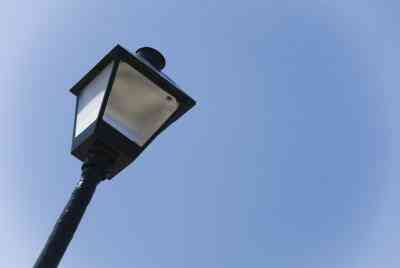 Wie man eine Lampe Post für eine Bühne