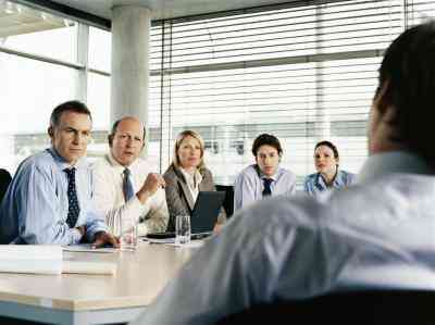 Teilnahme-Richtlinien für Board-Meetings