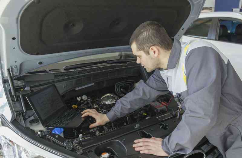 Ford Fehlerhafte Kraftstoff-Druckregler Symptome