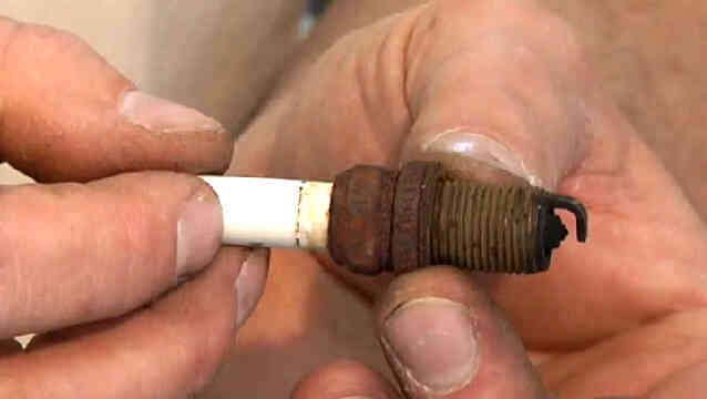  Warum werden Zündkerzen Rusty?