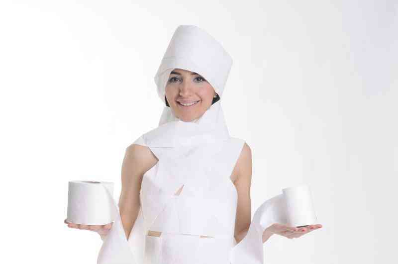 Wie man eine Mumie Kostüm WC-Papier
