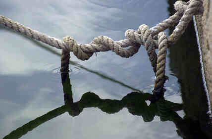Wie kann ich die Lösen Sie einen Knoten in ein Seil?