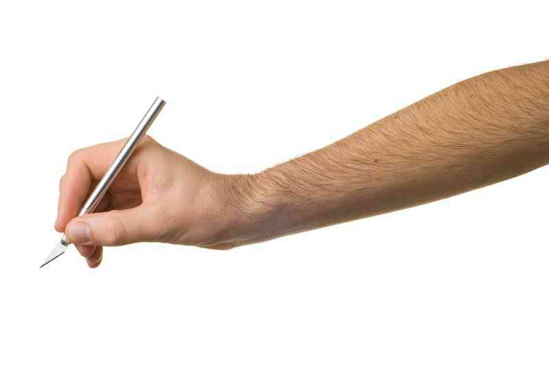 Wie man eine Kontakt Papier Schablone geschnitten