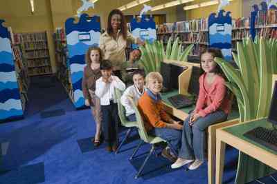 Wie zu Schmücken eine Schule-Bibliothek