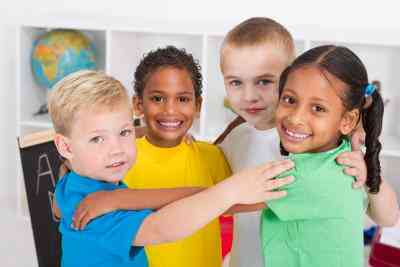 Regeln für das Verhalten im Kindergarten Klassenzimmer