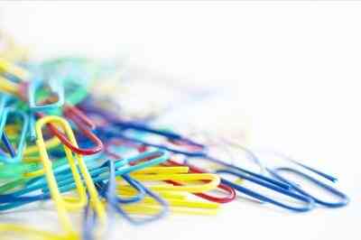 Wie man DNA-Modelle von Paper Clips