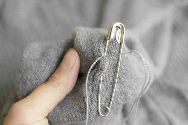 Wie zu Reparieren Löcher in Kaschmir-Pullover