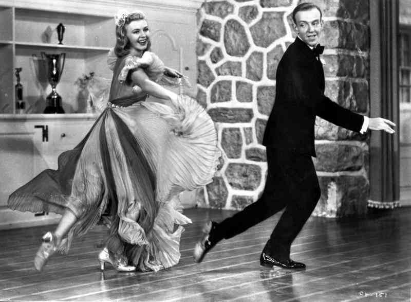 Gewusst wie: Kleid wie Ginger Rogers
