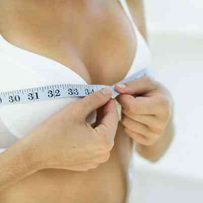 so Finden Sie einen BH für Übergewichtige Kleine-Breasted Frauen