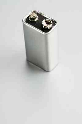 Gewusst wie: ersetzen Sie die Batterie in einem Grill Zündgerät