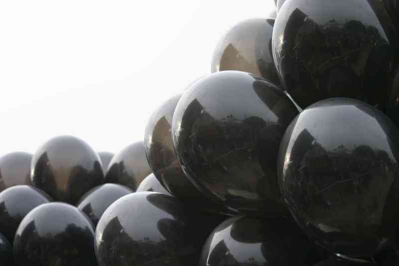 Alle schwarzen Geburtstag Party Ideen