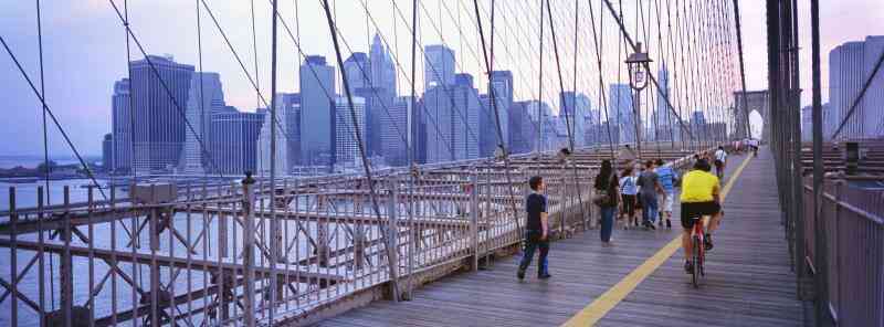 Wie zu Fuß die Brooklyn Bridge