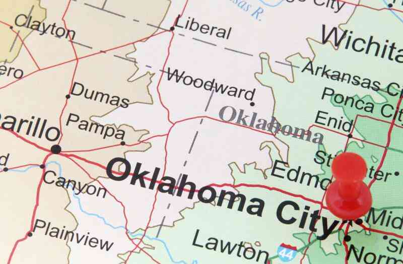 Gewusst wie: Buchen Sie Bahnreisen von Oklahoma City nach Fort Worth, TX