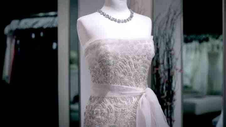 Vergleich der eine Off-White Wedding Dress, Elfenbein