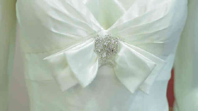 Einfache Brautkleider, die getragen werden können mit einem vollen BH