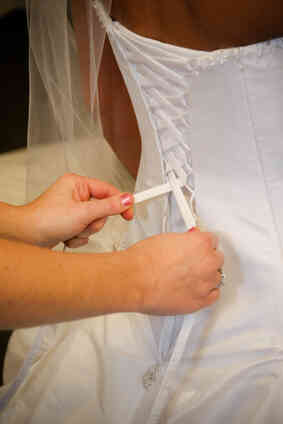 Was ist die Bedeutung von einem weißen Brautkleid?