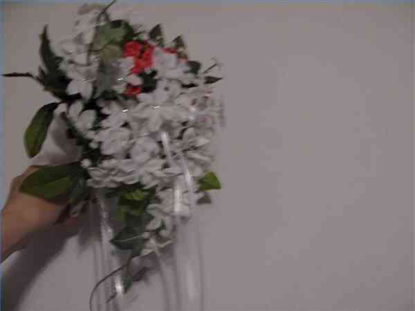 Wie man Bögen für die Hochzeit Bouquets